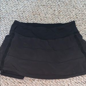 *Lululemon pacesetter skirt* sz: 6